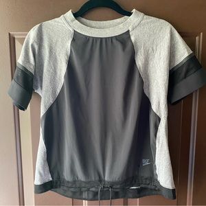 Nike Mid Crop Shirt
